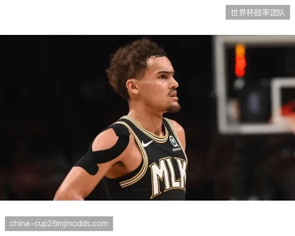 除了辛格，中场球员乔·贝尔也具备主罚定位球的能力，为球队战术安排提供更多样化的选择。